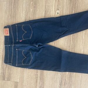 Levi’s 721 skinny jeans